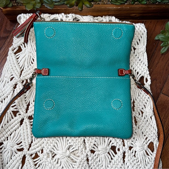 Dooney & Bourke | Pebbled Grain Fold Over Zip Crossbody - Picture 3 of 10